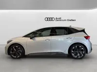 Gebraucht Cupra Born e-Boost 169 kW (231 PS) 2025 Geysirsilber Kleinwagen