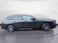 Neu BMW 520 197 PS (144 kW) 2026 Grau Kombi