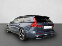 Gebraucht Volvo V60 Plus 455 PS (334 kW) 2022 Blau Kombi