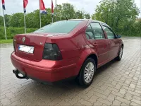 Brugt VW Bora 101 HK (74 kW) 1998 Rød Sedan