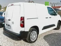 Używany Opel Combo Edition 102 KM (75 kW) 2020 Biały Minivan