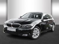 Gebraucht BMW 330e Advantage 292 PS (214 kW) 2021 Grau Kombi