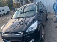 Gebraucht Ford Kuga Titanium 179 PS (131 kW) 2015 Schwarz SUV