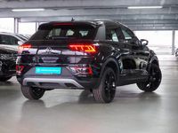 Neu VW T-Roc Style 150 PS (110 kW) 2025 Grau SUV