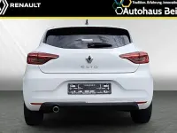 Gebraucht Renault Clio V Techno 140 PS (102 kW) 2023 Weiß Limousine