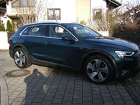 Gebraucht Audi e-tron S-Line 230 kW (313 PS) 2020 Galaxisblau metallic SUV