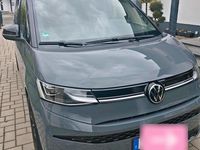 Gebraucht VW Multivan Edition 150 PS (110 kW) 2024 Grau Van / Kleinbus