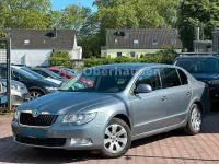 Gebraucht Skoda Superb Ambition 160 PS (117 kW) 2010 Grau Limousine
