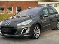 Gebraucht Peugeot 308 Active 111 PS (81 kW) 2011 Grau Kombi