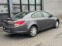 Gebraucht Opel Insignia 116 PS (85 kW) 2009 Grau Limousine