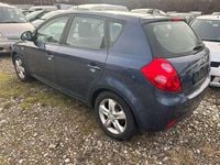 Gebraucht Kia Ceed EX 140 PS (102 kW) 2009 Blau Kleinwagen