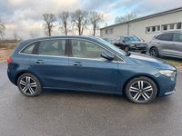 Gebraucht Mercedes B200 163 PS (119 kW) 2021 Blau Van / Kleinbus