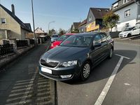 Gebraucht Skoda Octavia Style 150 PS (110 kW) 2014 Grau Kombi