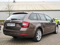 gebraucht Skoda Octavia Combi Clever Bus