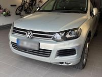 Gebraucht VW Touareg 245 PS (180 kW) 2014 Silber SUV