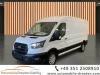 Gebraucht Ford Transit Trend 131 PS (96 kW) 2023 Weiß frostweiß Van