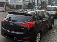 Gebraucht Kia Ceed Vision 135 PS (99 kW) 2015 Schwarz Kleinwagen