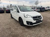 Gebraucht Peugeot TePee Active 99 PS (72 kW) 2015 Weiß Van / Kleinbus