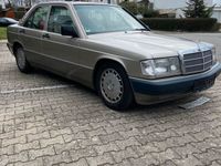 gebraucht Mercedes 190 2.0L mit frischen Tüv Reif für H-Kennzeichen