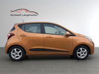 Gebraucht Hyundai i10 Style 87 PS (63 kW) 2017 Gold Kleinwagen