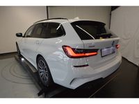 gebraucht BMW 320e xDrive M Sport Touring Navi/ SHZ/ Sportfahrwerk/ Head-up Display/ Laserlicht