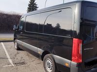 Gebraucht Mercedes Sprinter 170 PS (125 kW) 2024 Schwarz Van
