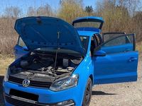 Usado VW Polo 90 HP (66 kW) 2015 Azul Sedan