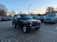 Gebraucht Lada niva 83 PS (61 kW) 2021 Schwarz SUV