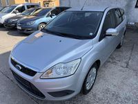 Gebraucht Ford Focus 101 PS (74 kW) 2010 Polarsilber metallic Kombi