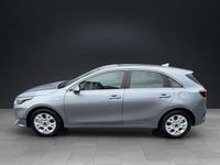 Gebraucht Kia Ceed Vision 101 PS (74 kW) 2025 Lunar silver met. Kleinwagen