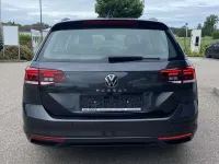 Gebraucht VW Passat 122 PS (89 kW) 2023 Grau Kombi