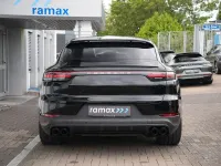 Gebraucht Porsche Cayenne E-Hybrid Platinum Edition 462 PS (339 kW) 2022 Schwarz SUV
