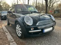 Używany Mini Cooper 116 KM (85 kW) 2002 Czarny Hatchback