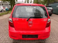 Gebraucht Hyundai i10 Edition 69 PS (50 kW) 2013 Rot Kleinwagen