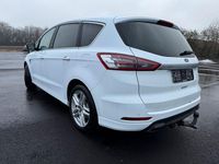 Gebraucht Ford S-MAX Titanium 179 PS (131 kW) 2016 Weiß Van / Kleinbus