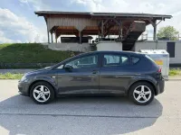 Używany Seat Leon Reference 125 KM (91 kW) 2011 Szary Hatchback