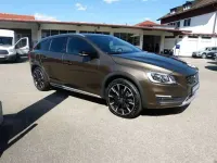 Gebraucht Volvo V60 CC Summum 190 PS (139 kW) 2016 Twilightbronze met. Kombi