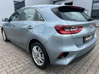 Gebraucht Kia Ceed Vision 140 PS (102 kW) 2019 Silber Kleinwagen