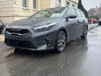 Gebraucht Kia Ceed 136 PS (100 kW) 2023 Grau Kleinwagen