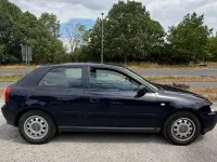 Gebraucht Audi A3 Ambiente 102 PS (75 kW) 2001 Blau Kleinwagen