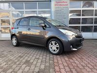 Gebraucht Toyota Verso-S 99 PS (72 kW) 2011 Grau Van / Kleinbus