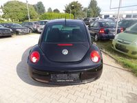 Gebraucht VW New Beetle 105 PS (77 kW) 2010 Schwarz Kleinwagen