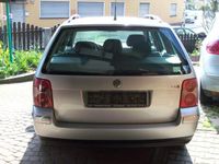 Używany VW Passat 131 KM (96 kW) 2004 Szary Kombi