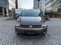 Gebraucht VW Touran Highline 177 PS (130 kW) 2015 Braun Van / Kleinbus