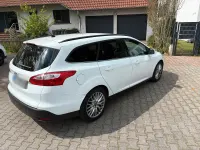 Używany Ford Focus 120 KM (88 kW) 2014 Biały Kombi