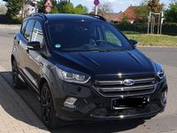 Gebraucht Ford Kuga ST-Line 180 PS (132 kW) 2018 Schwarz SUV