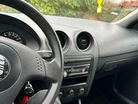 Gebraucht Seat Ibiza 64 PS (47 kW) 2004 Schwarz Kleinwagen