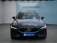 Gebraucht Volvo V60 Core 163 PS (119 kW) 2024 Schwarz Kombi