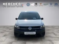 Używany VW Caddy Basis 102 KM (75 kW) 2019 Biały Minivan