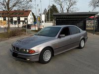 Gebraucht BMW 523 170 PS (125 kW) 1997 Grau Limousine